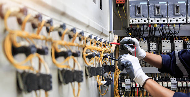 Professional Electrician technician working in Gloucester City, NJ